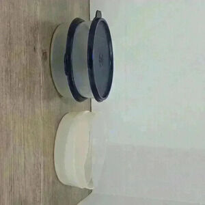 Tupperware 4 medium wonder 1551c  clear and 2 seals clear navy blue seals